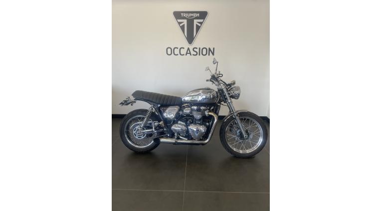 TRIUMPH STREET SCRAMBLER  900