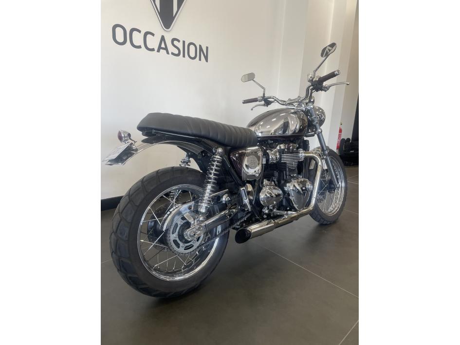 TRIUMPH STREET SCRAMBLER  900