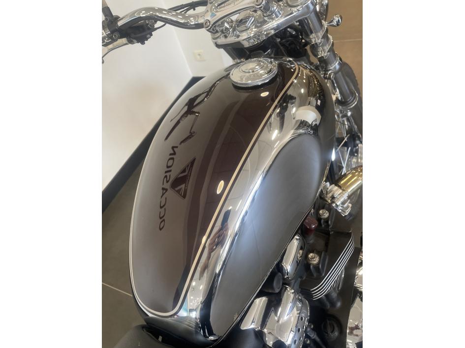 TRIUMPH STREET SCRAMBLER  900