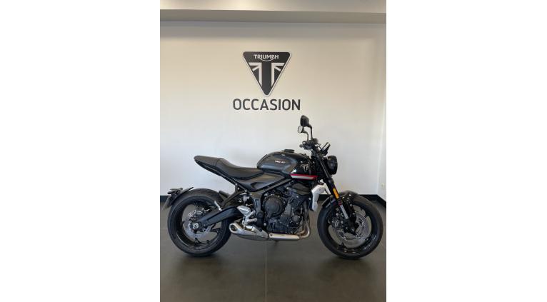 TRIUMPH TRIDENT 660